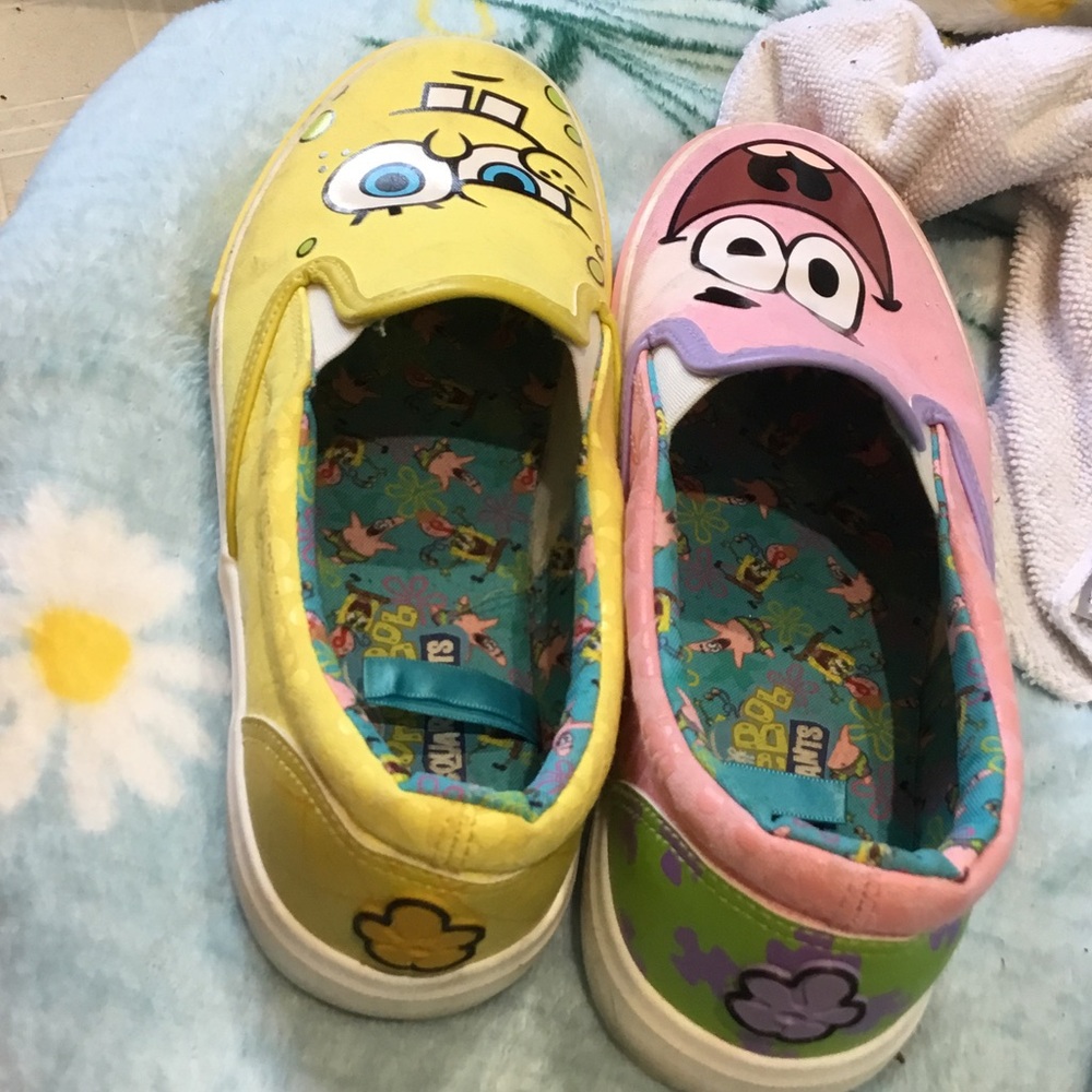 SpongeBob Squarepants Mismatched Slip-Ons — Yellow SpongeBob & Pink Patrick - Picture 3 of 3